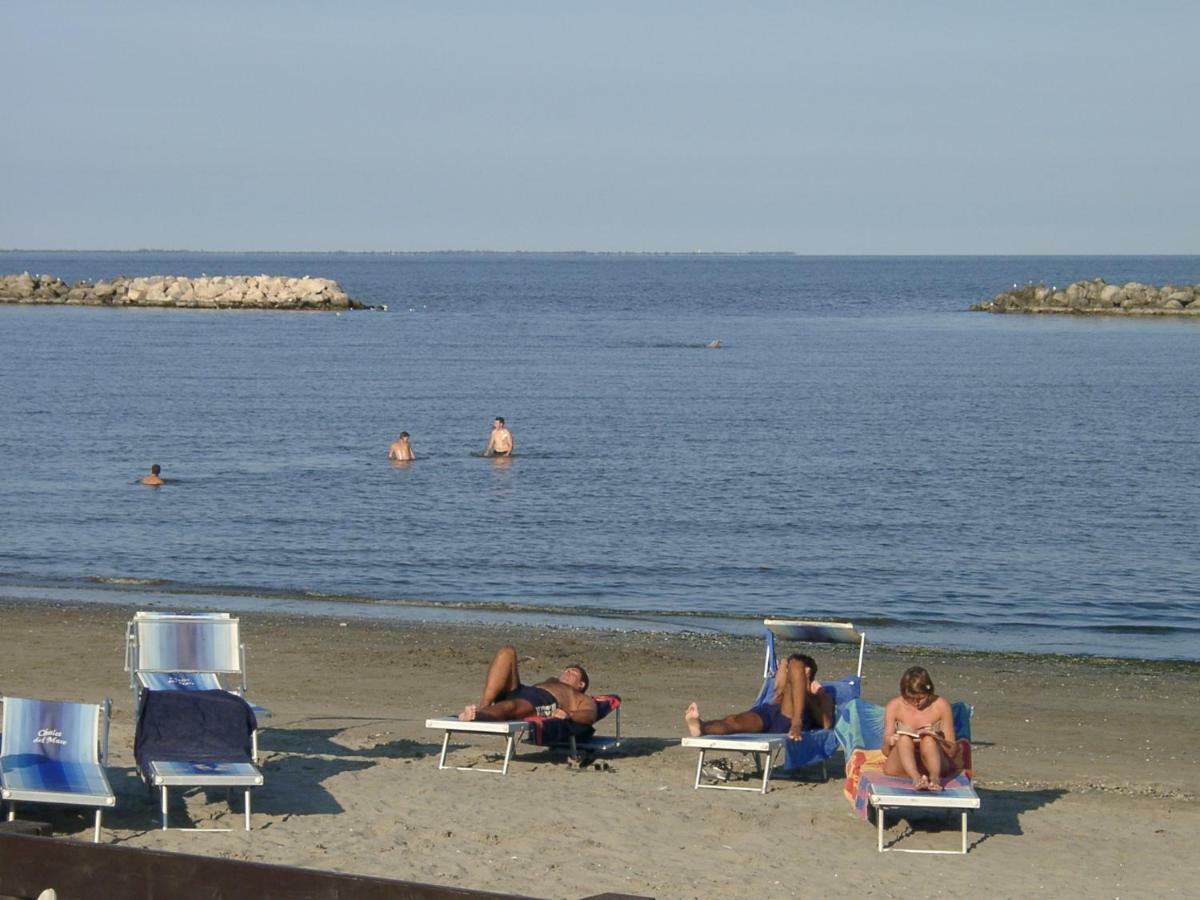 Appartamenti Ponente Lido delle Nazioni Eksteriør bilde